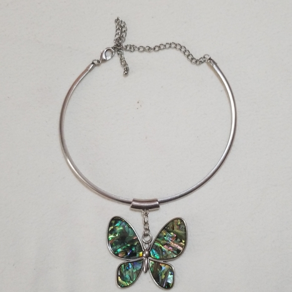 Necklace - Picture 1 of 1